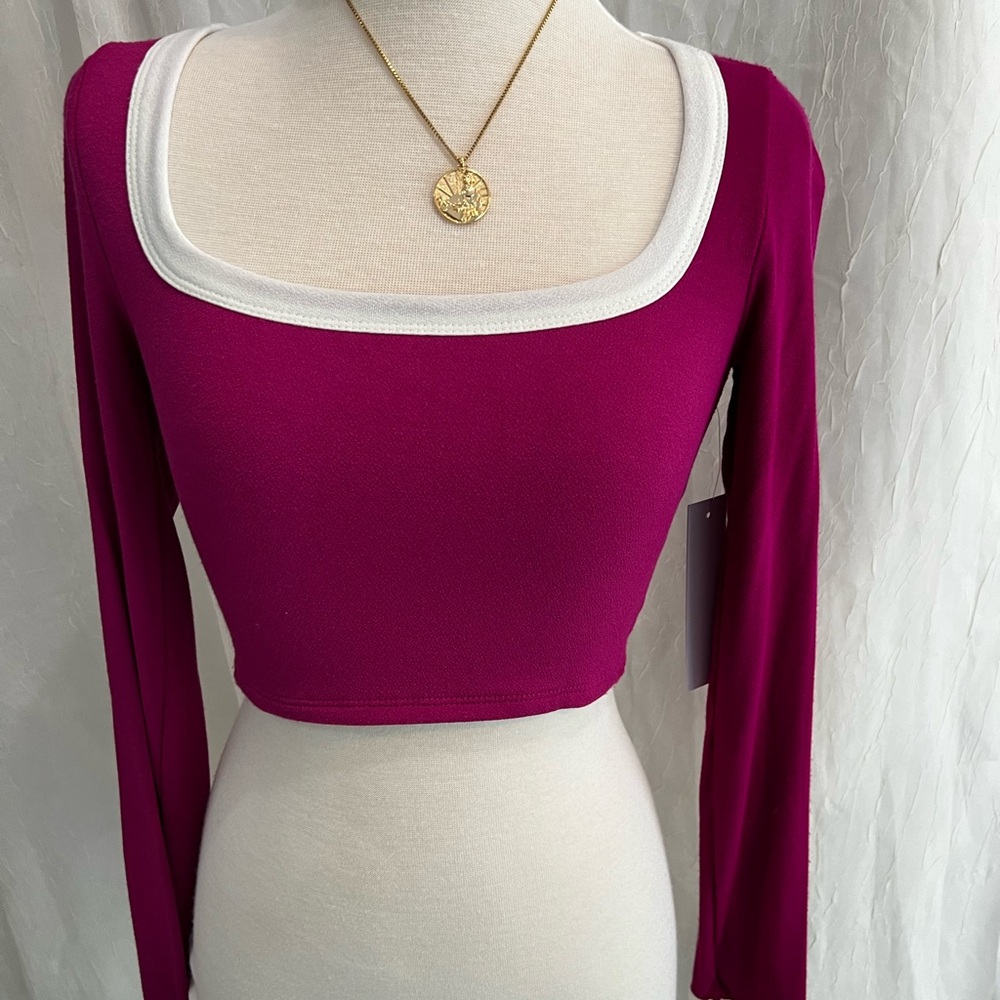 Magenta scoop neck crop top NWT - Picture 1 of 3
